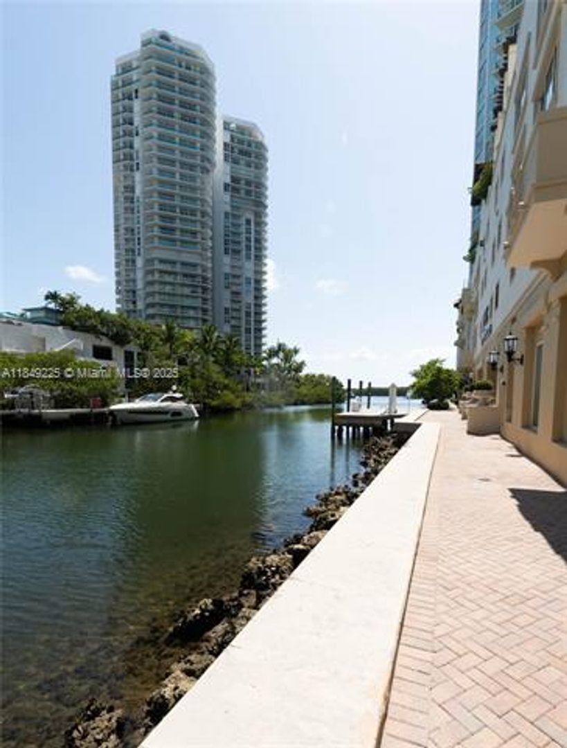 Townhouse for rent at 150 Sunny Isles Blvd, North Miami Beach, FL 33160