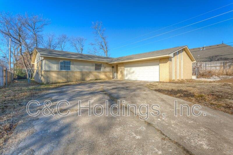 House for rent at 1316 N Fern Ave, Broken Arrow, OK 74012