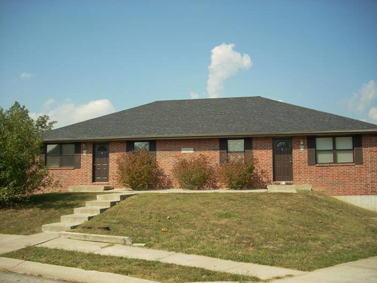 Apartment for rent at 710 Wilkes, Warrensburg, MO 64093