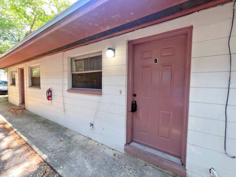 Apartment for rent at 725 E Lime St #B, Lakeland, FL 33801