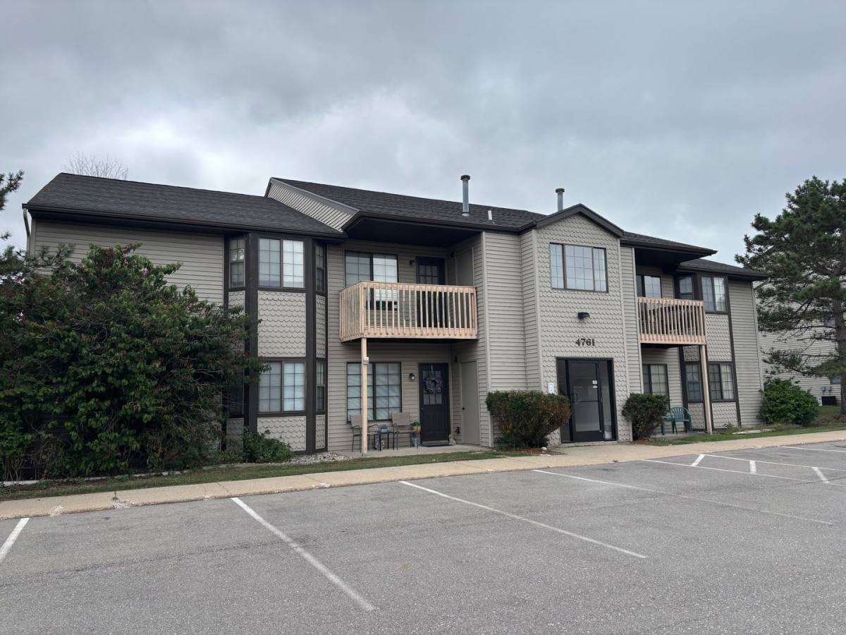 Apartment for rent at 4711-4761 Walma SE, Grand Rapids, MI 49512