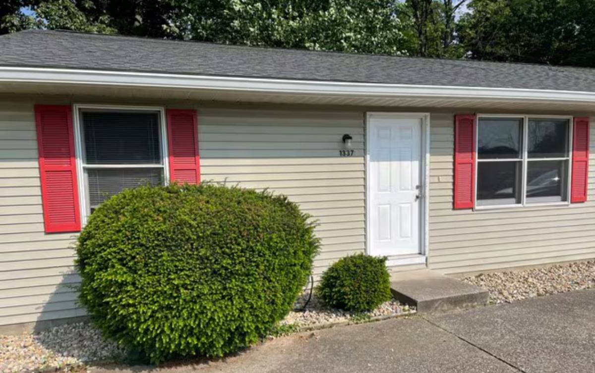 House for rent at 1337 S Hickory Grove Lane, Bloomington, IN 47403