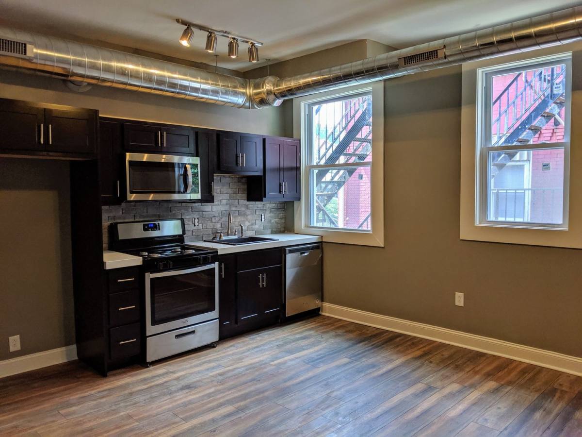 Apartment for rent at 327 N Neville St, Pittsburgh, PA 15213