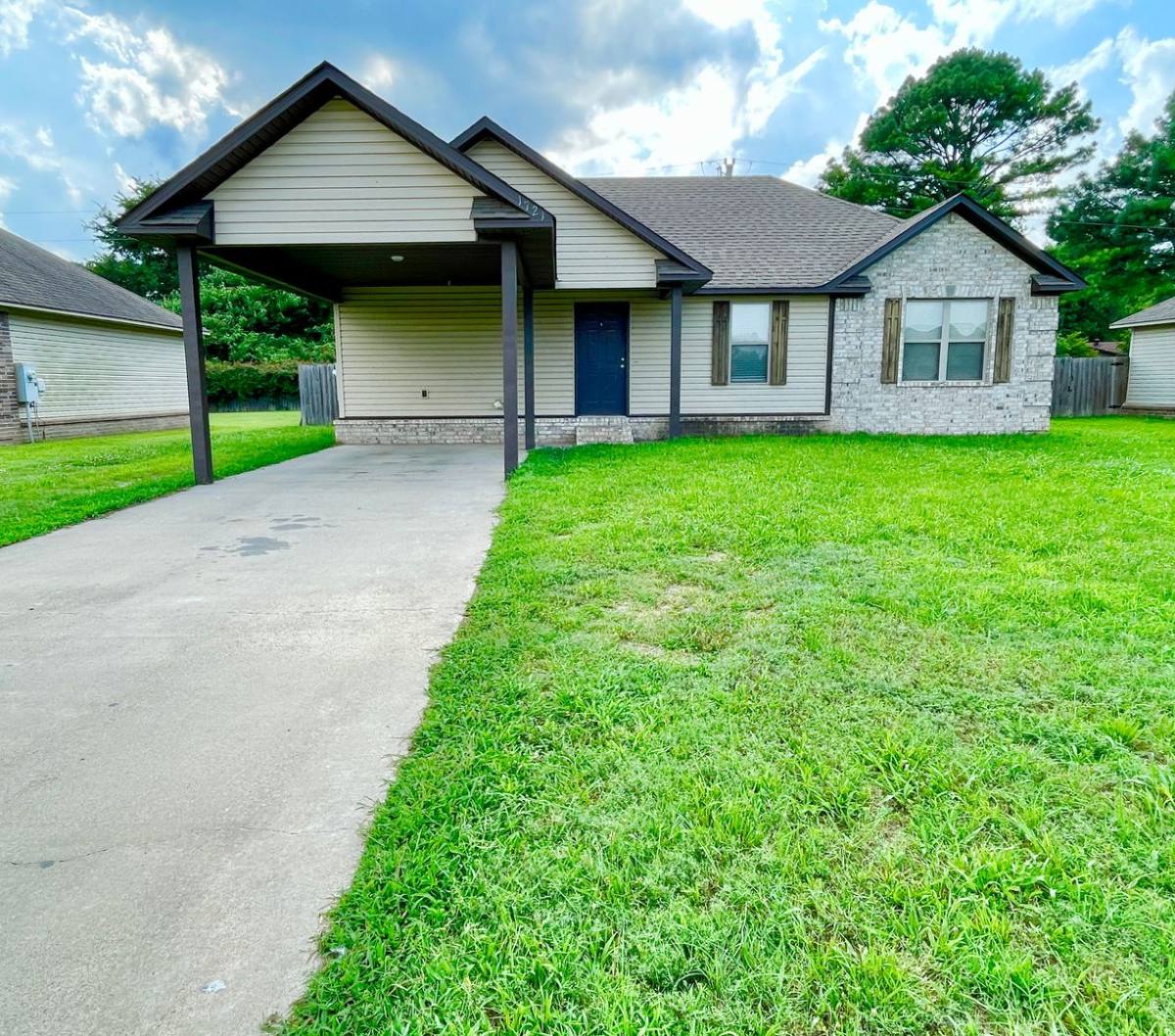 House for rent at 1721 Tara Dr, Pocahontas, AR 72455