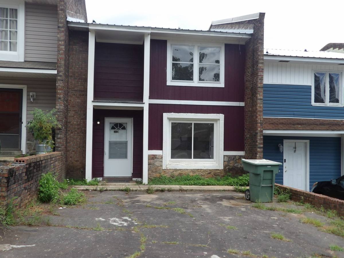 Townhouse for rent at 592 C Willow Oaks, Ozark, AL 36360