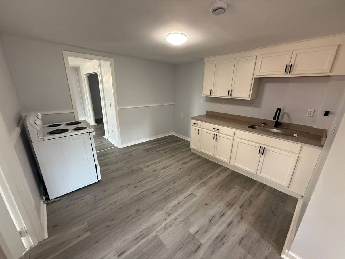 Apartment for rent at 88 Cross St, Southbridge, MA 01550