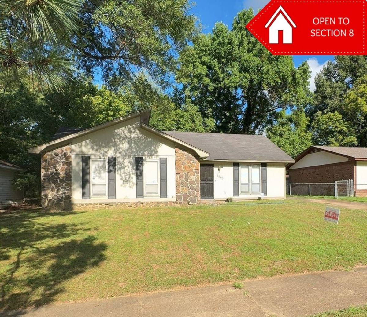 House for rent at 5369 Cornstalk Cove, Memphis, TN 38127