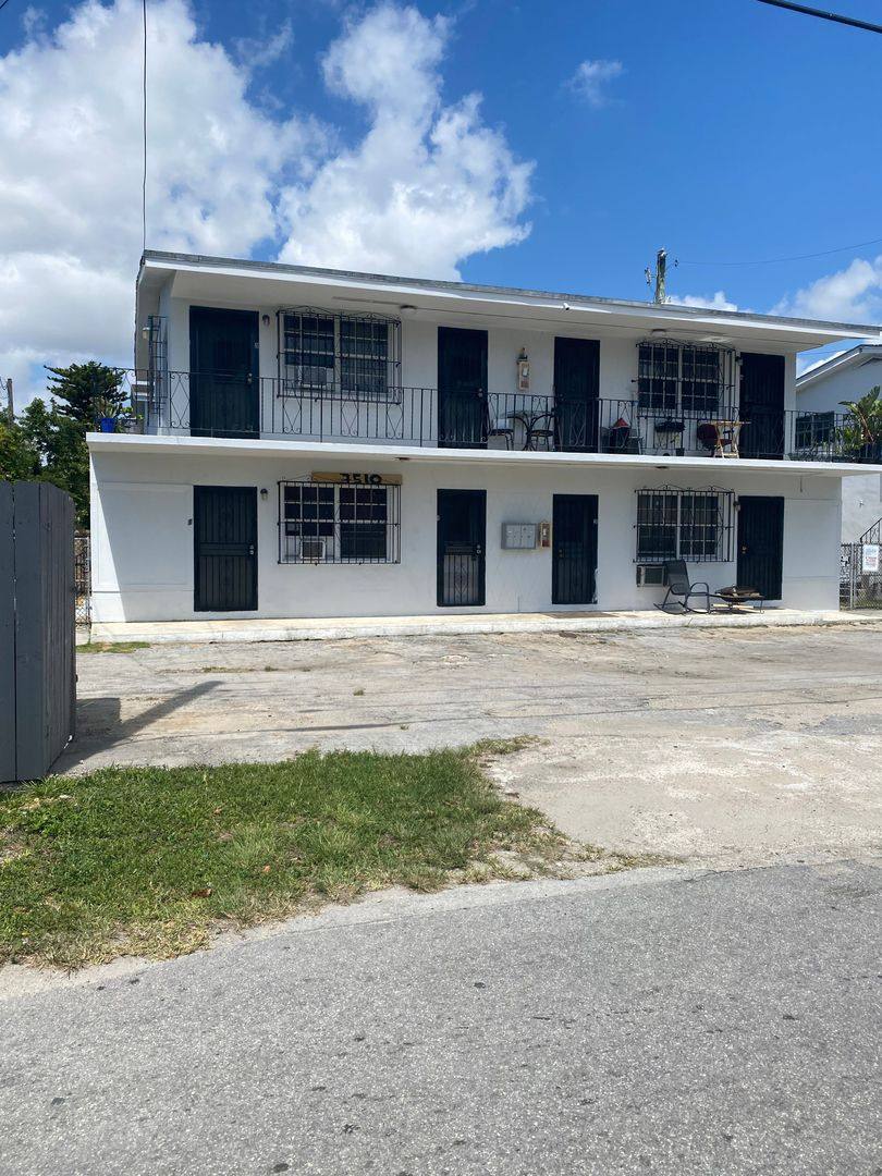 Apartment for rent at 7520 NE Miami Court, Miami, FL 33138