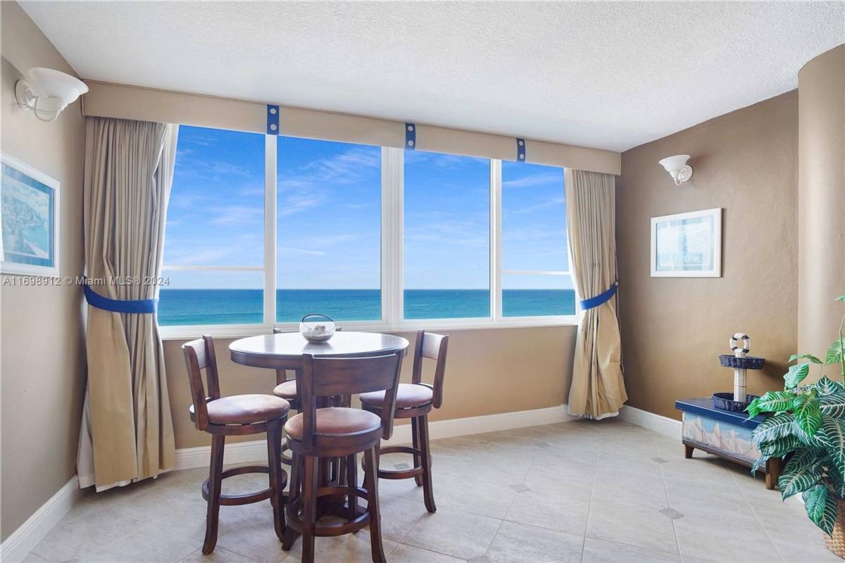 5005 Collins Ave Appt #714, Miami Beach, FL 33140