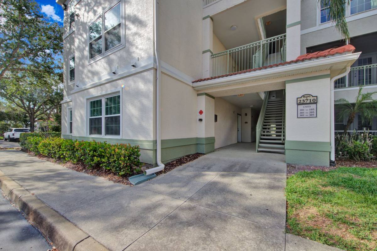 Condo for rent at 23710 Walden Center Dr, Bonita Springs, FL 34134