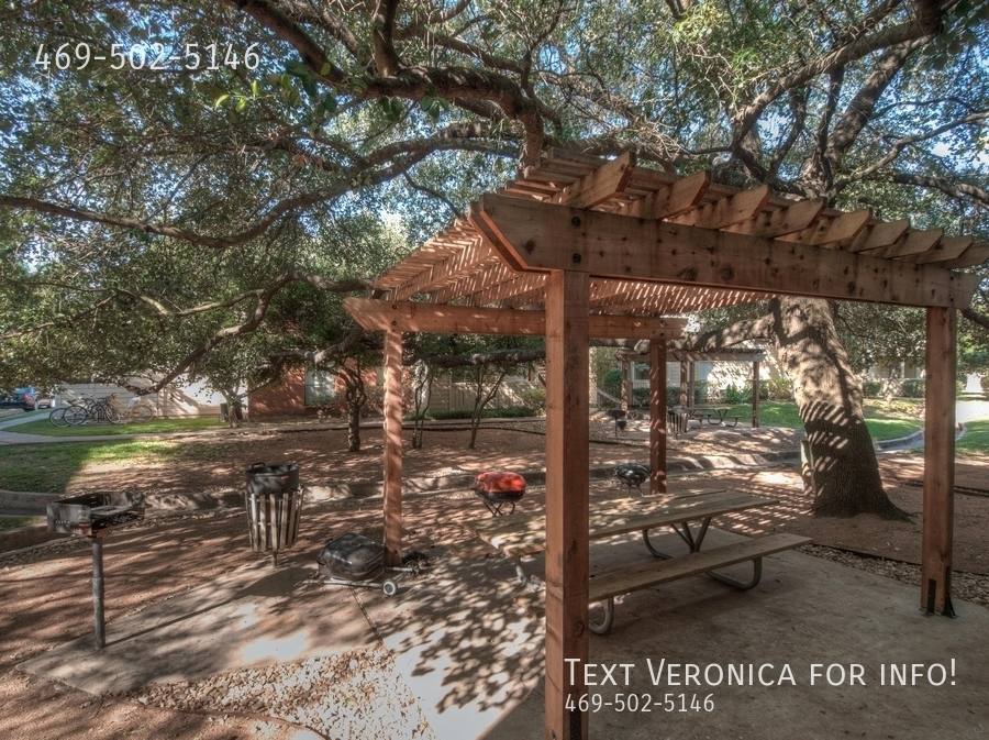 Apartment for rent at 8524 Burnet Rd, Austin, TX 78757