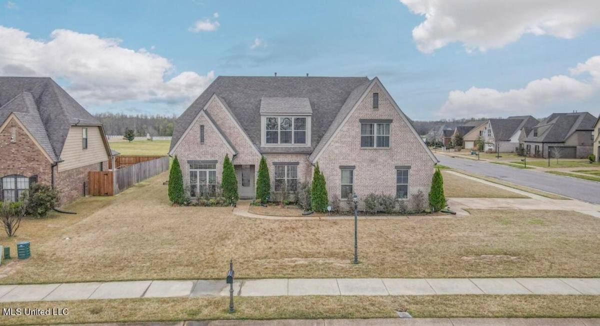 House for rent at 13435 Lapstone Lane, Olive Branch, MS 38654
