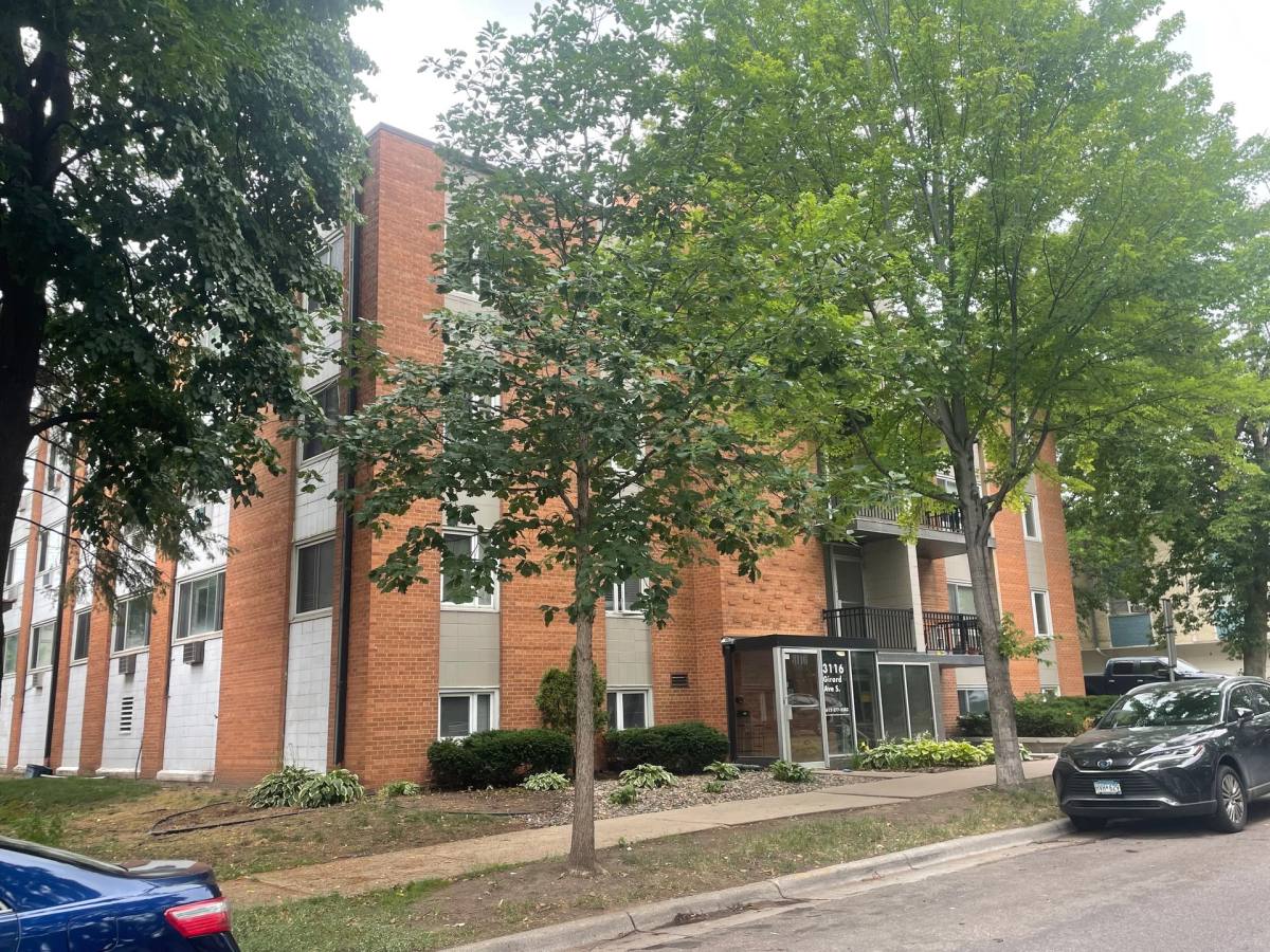 Apartment for rent at 3116 Girard Ave S, Minneapolis, MN 55408