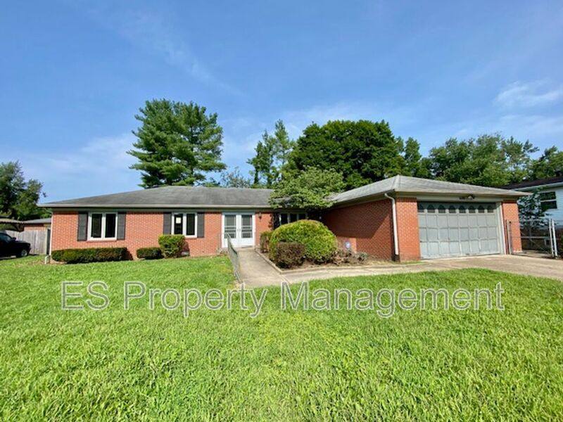 House for rent at 6110 Munsee Lane, Indianapolis, IN 46228
