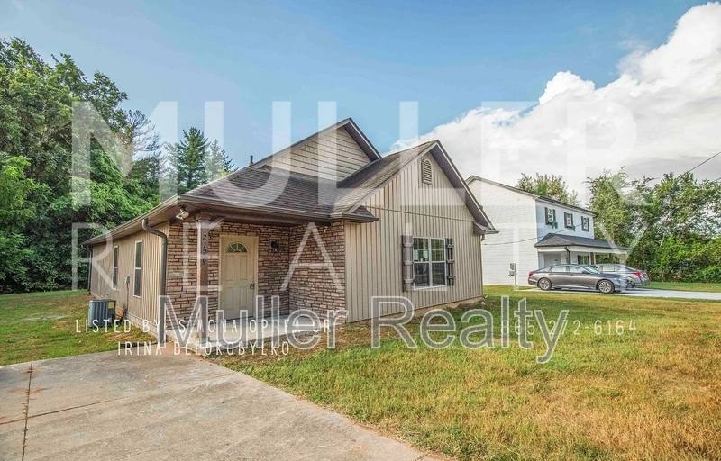 House for rent at 2126 Brooks Ave, Knoxville, TN 37915