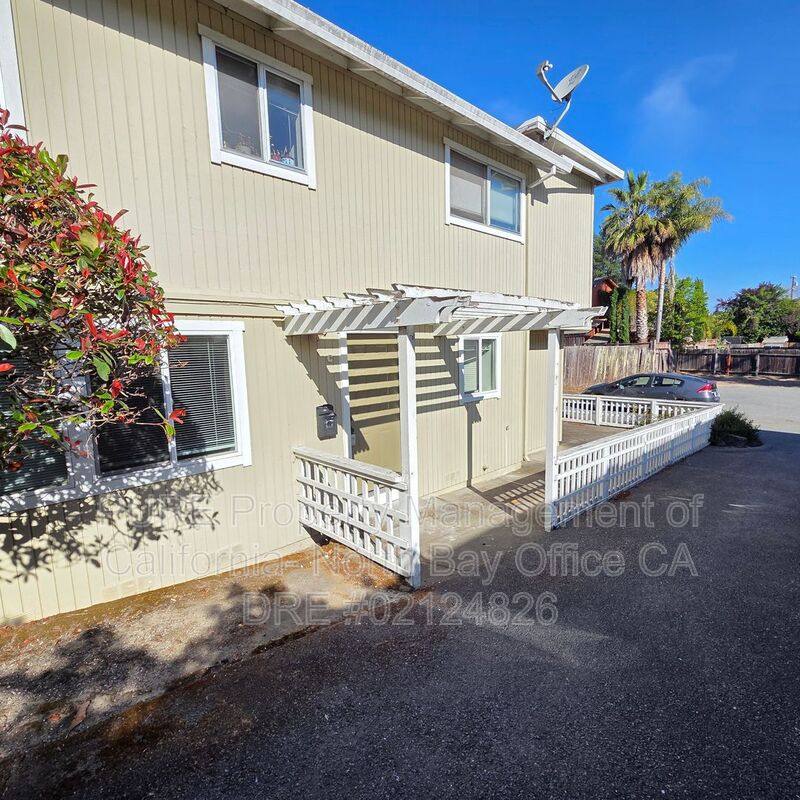 House for rent at 30 W St #A, Petaluma, CA 94952