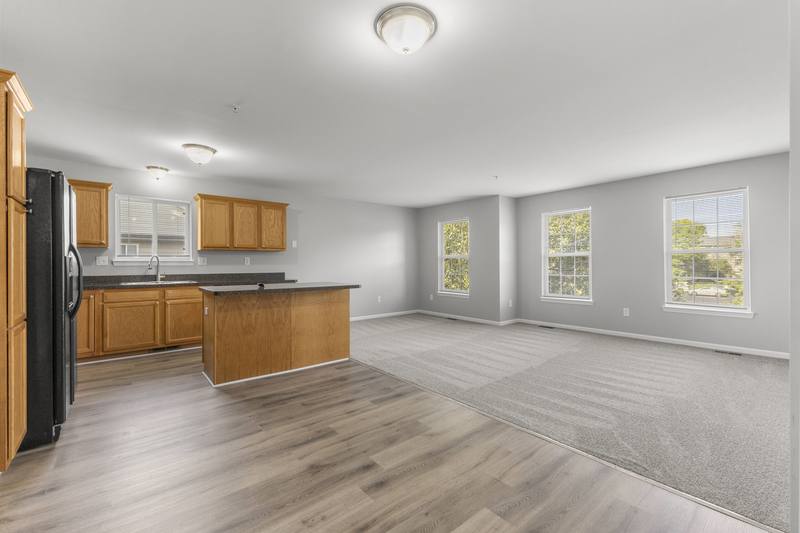 Condo for rent at 13181 Turnberry, Southgate, MI 48195