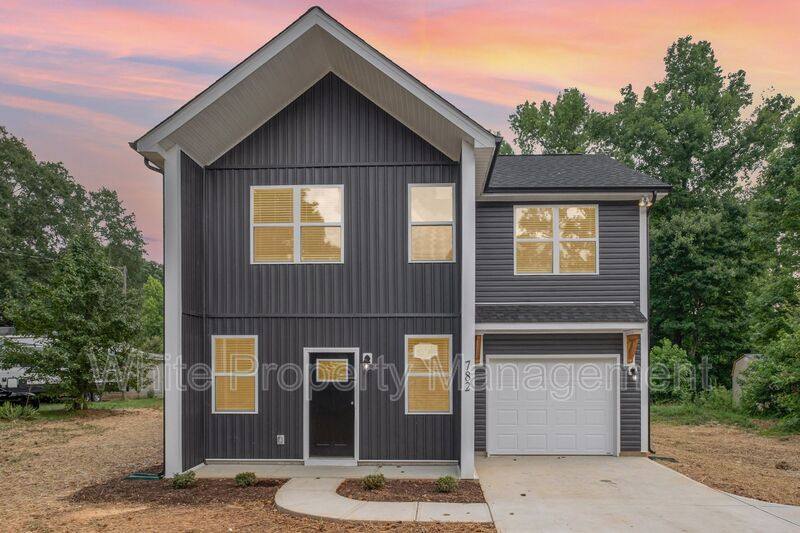House for rent at 782 Stanley Spencer Mountain Rd, Gastonia, NC 28056