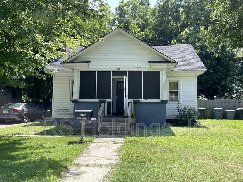 House for rent at 131 Locust Ave, Hampton, VA 23661