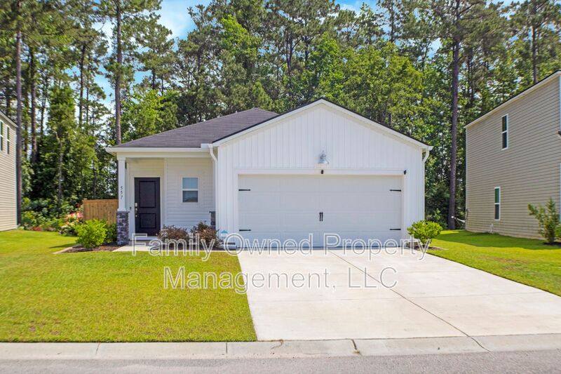 House for rent at 557 Spanish Wells Rd, Summerville, SC 29486