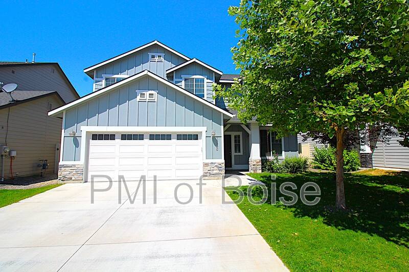 House for rent at 3858 W Peak Cloud Court, Meridian, ID 83642