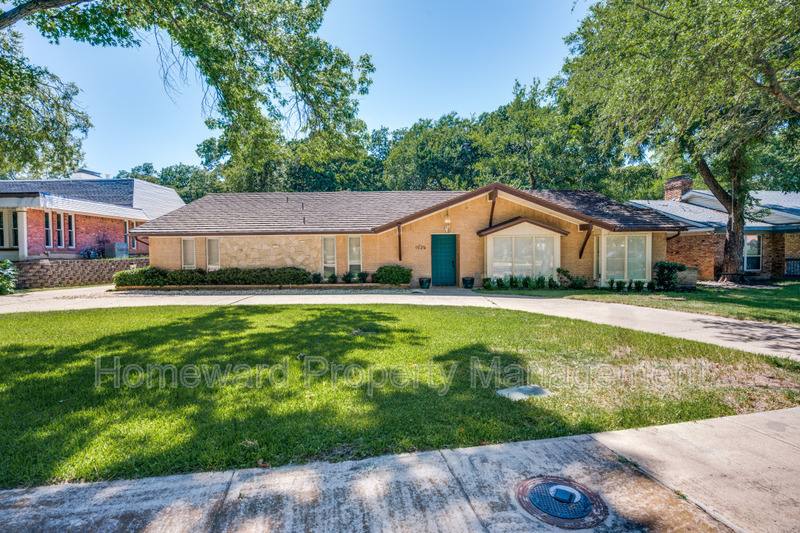 House for rent at 1525 Cripple Creek Dr, Irving, TX 75061