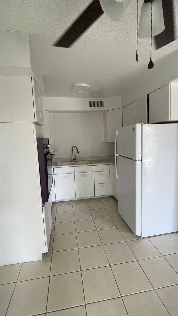 Apartment for rent at 1800 Rexford Dr, Las Vegas, NV 89104