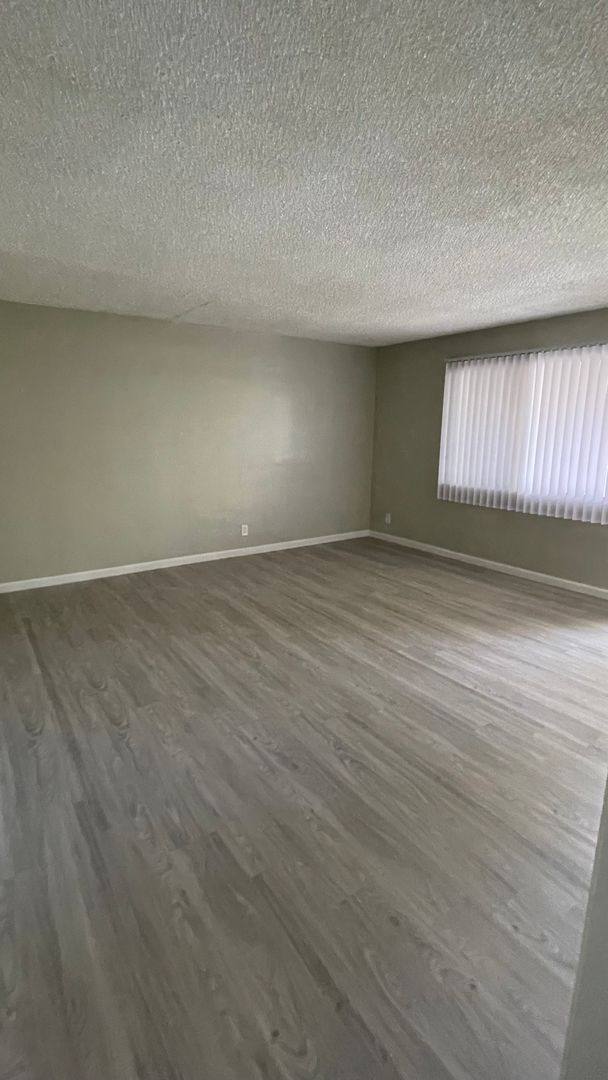 Apartment for rent at 1800 Rexford Dr, Las Vegas, NV 89104