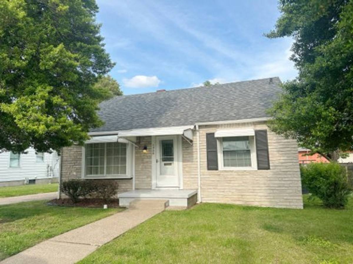 House for rent at 1729 Virginia Court, Owensboro, KY 42303