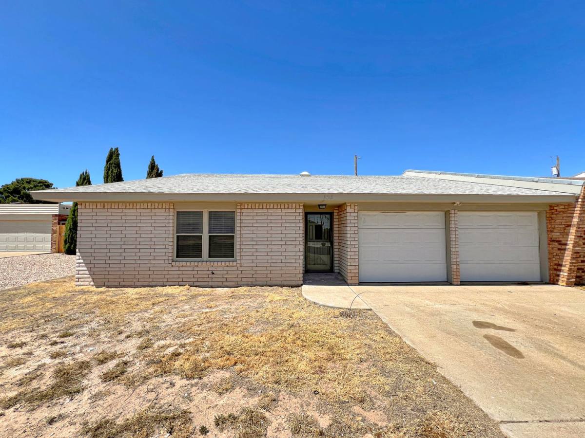 House for rent at 702 E Aspen, Hobbs, NM 88240
