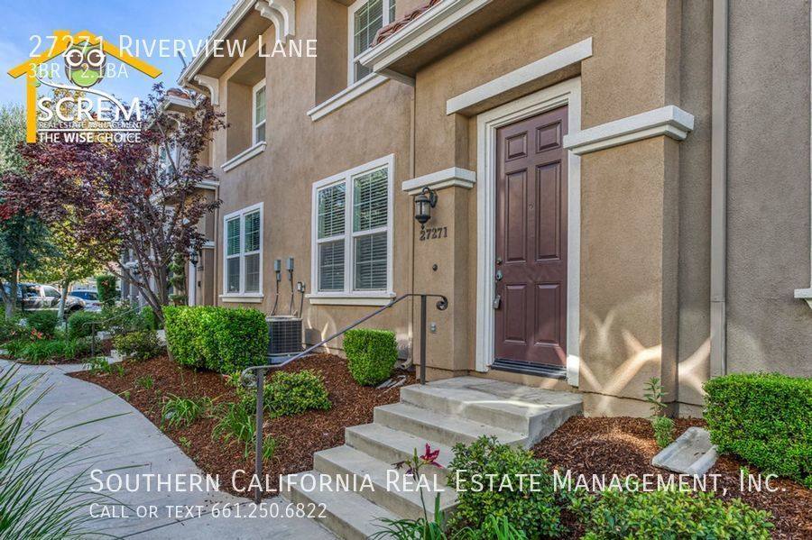 Townhouse for rent at 27271 Riverview Lane, Valencia, CA 91354