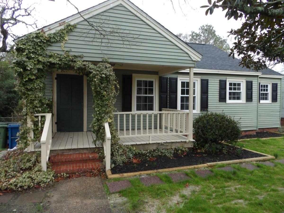 House for rent at 802 Morningside Dr, Wilmington, NC 28401