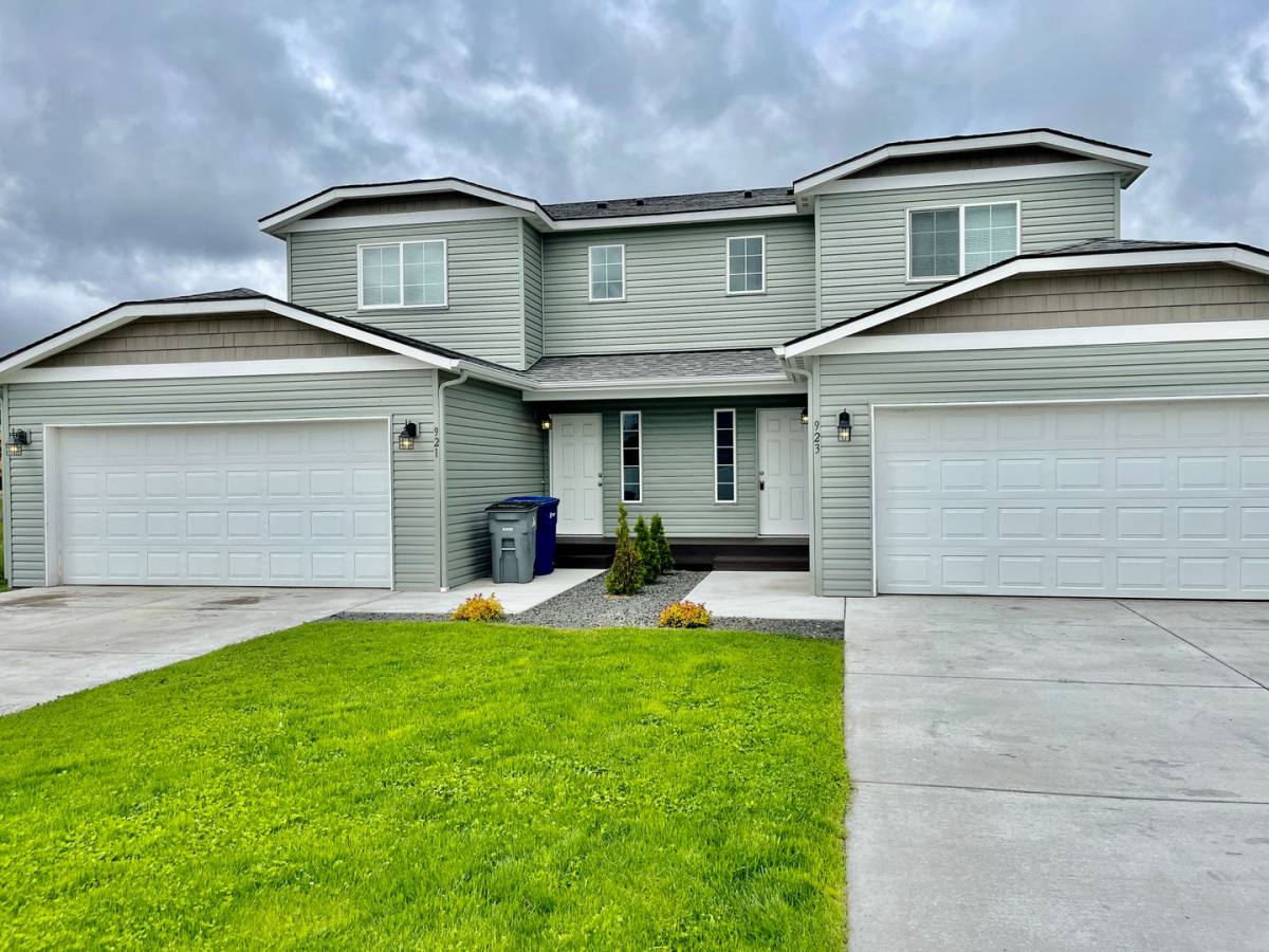 Apartment for rent at 921 N Stanley St, Medical Lake, WA 99022