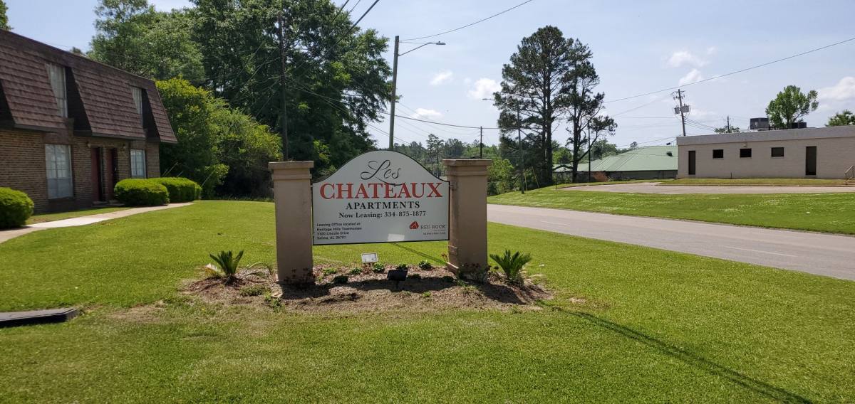Apartment for rent at 1000 Medical Center Parkway, Selma, AL 36701