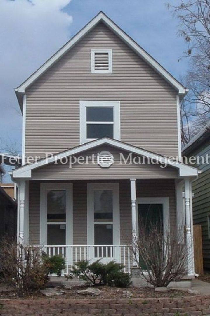 Apartment for rent at 2453 W Franklin, Evansville, IN 47712