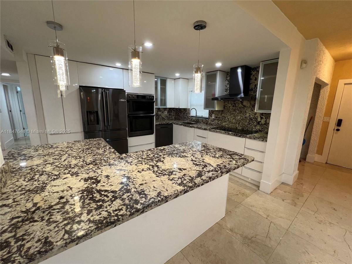 Apartment for rent at 840 NE 199th St, Miami, FL 33179