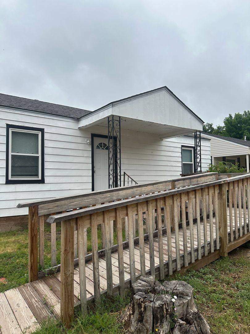 House for rent at 1003 S Alabama, Amarillo, TX 79102