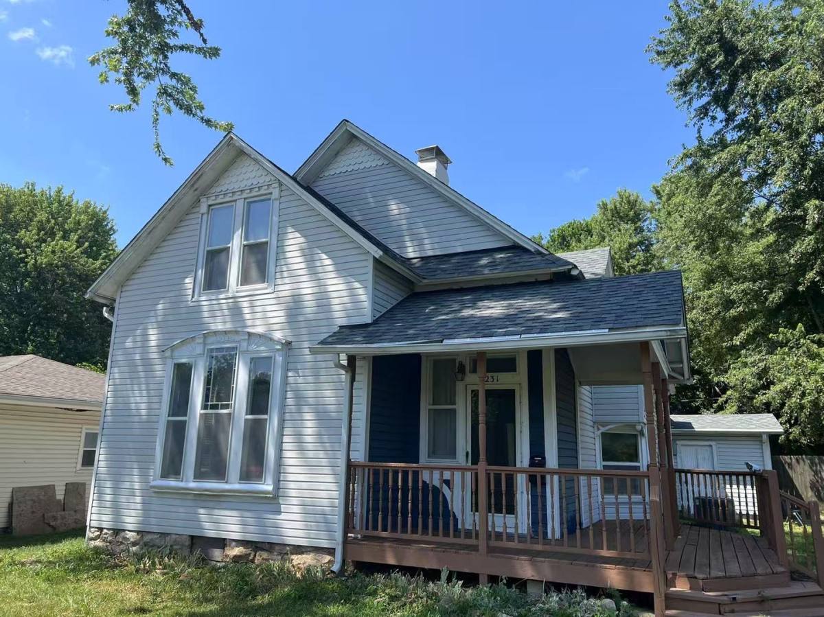 House for rent at 231 E Harrison St, Republic, MO 65738