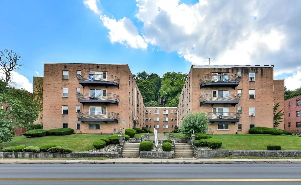 Apartment for rent at 5600 Fifth Ave, Pittsburgh, PA 15232