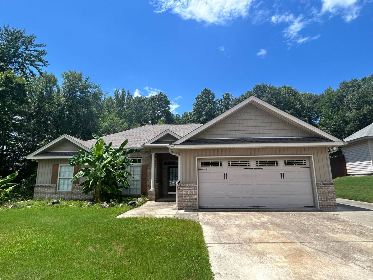 House for rent at 4031 Somerset Court, Auburn, AL 36832