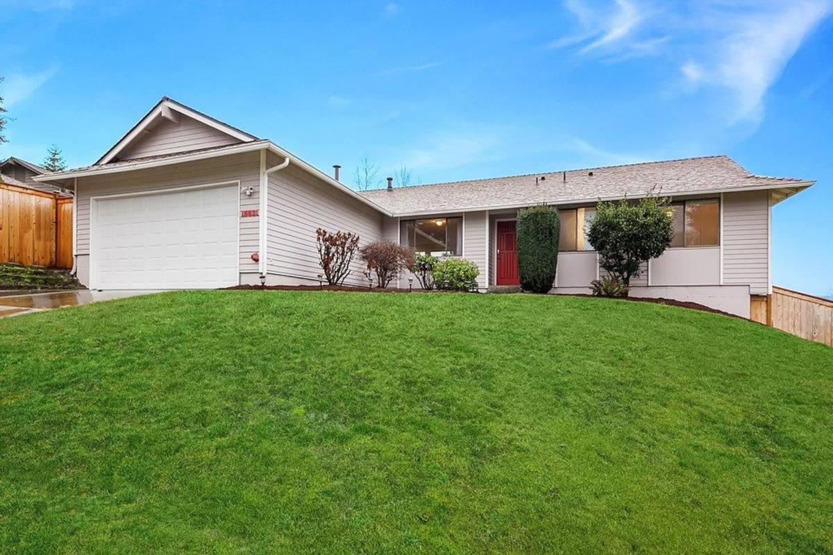House for rent at 15631 NE 107th Court, Redmond, WA 98052