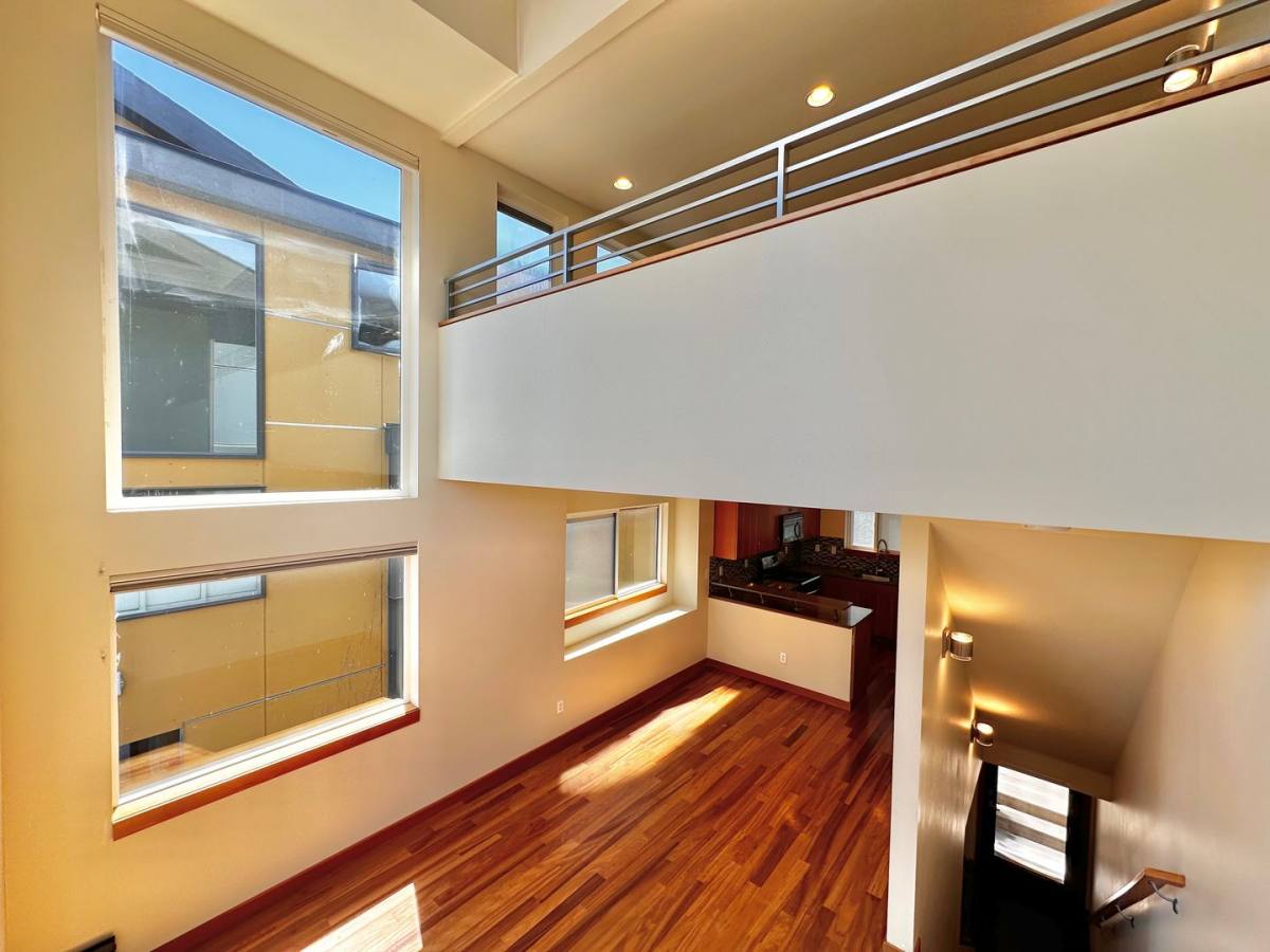 Townhouse for rent at 1718 California Ave SW, Seattle, WA 98116