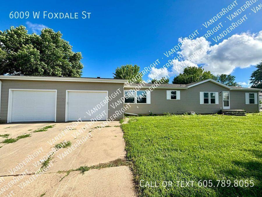 House for rent at 6009 W Foxdale St, Sioux Falls, SD 57107