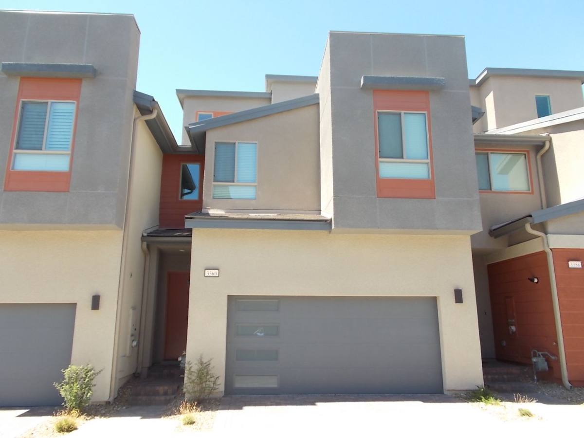 Townhouse for rent at 3360 Santa Verdiana St, Henderson, NV 89044