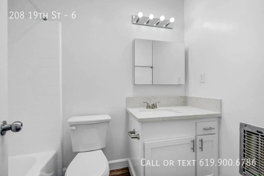 Apartment for rent at 208 19th St #6, Huntington Beach, CA 92648