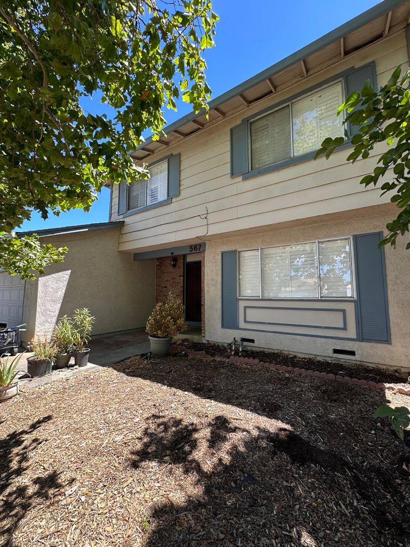House for rent at 567 E Wigeon Way, Suisun City, CA 94585
