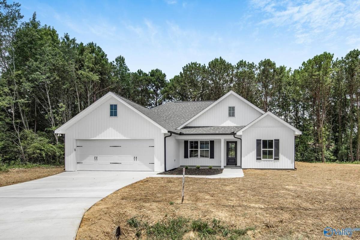 House for rent at 335 Maples Circle, Arab, AL 35016