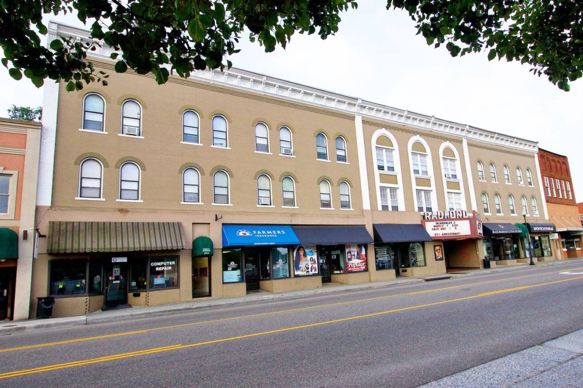 1053 - 1071 E Main St, Radford, VA 24141
