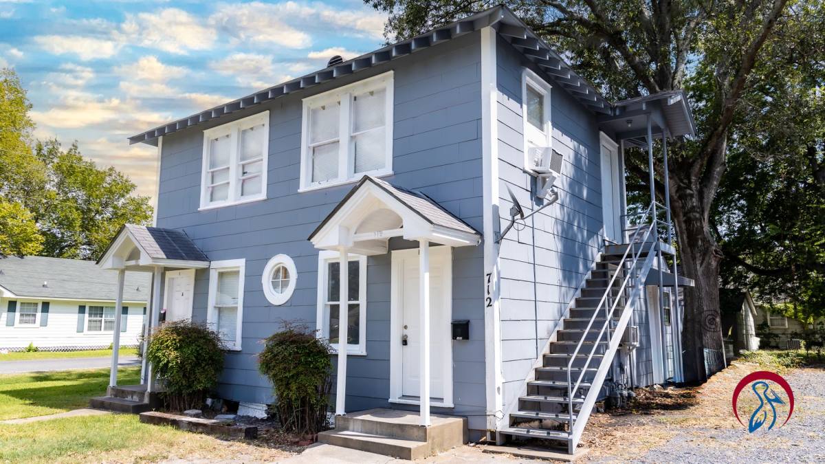 Apartment for rent at 708 Hudson Lane, Monroe, LA 71201