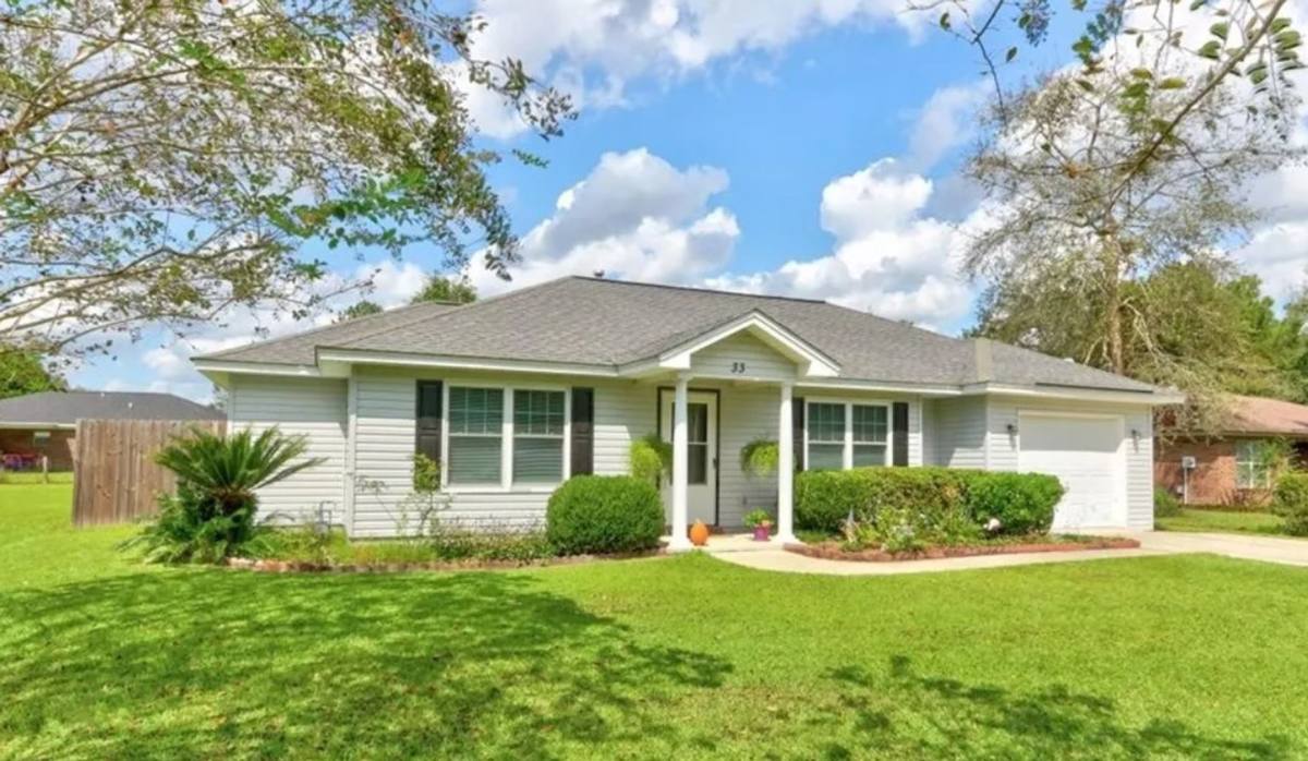 House for rent at 33 Hickory Rd, Rincon, GA 31326